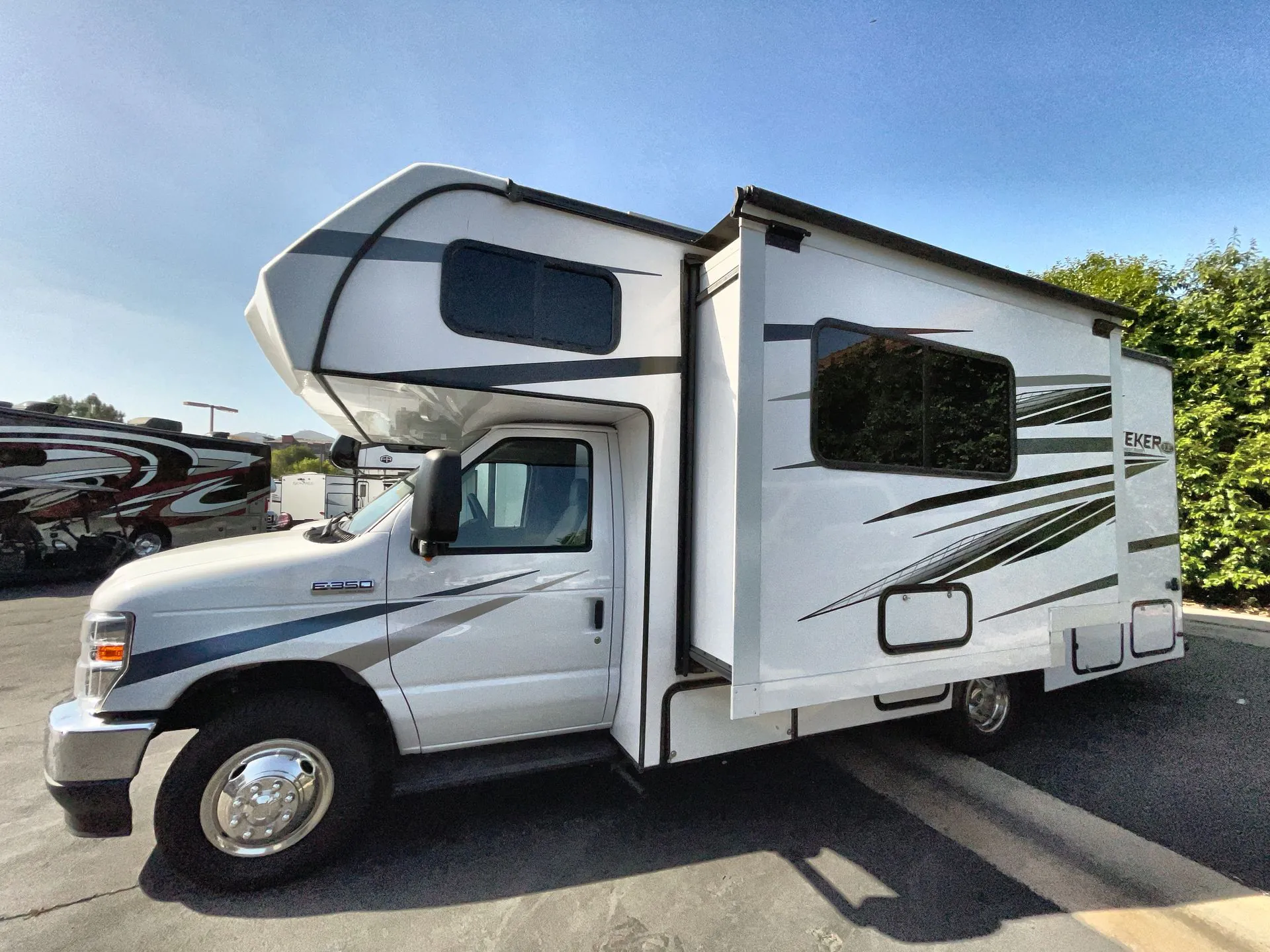 2024 Forest River Sunseeker LE 2150SLE - Photo 3