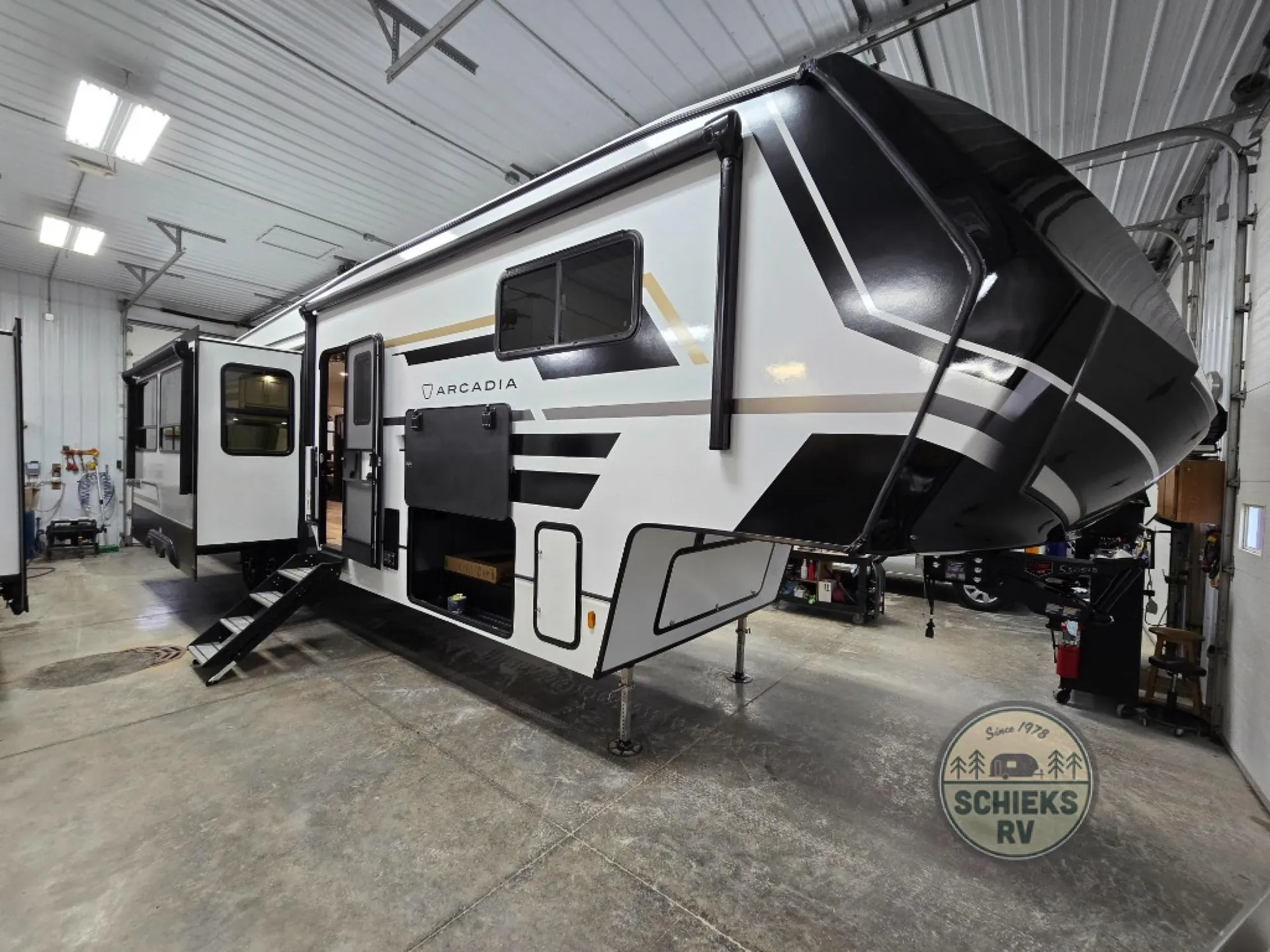 2026 Keystone Arcadia 3790RO - Photo 3