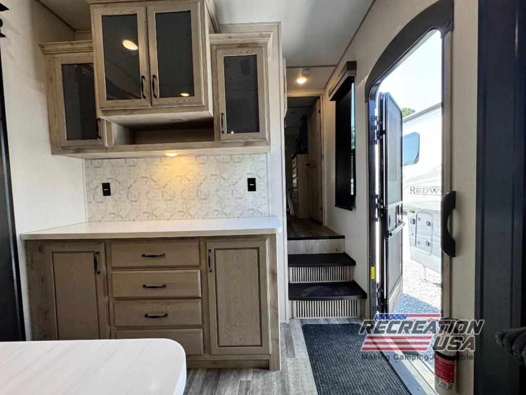 2023 Keystone Avalanche 390DS, Photos photo 39