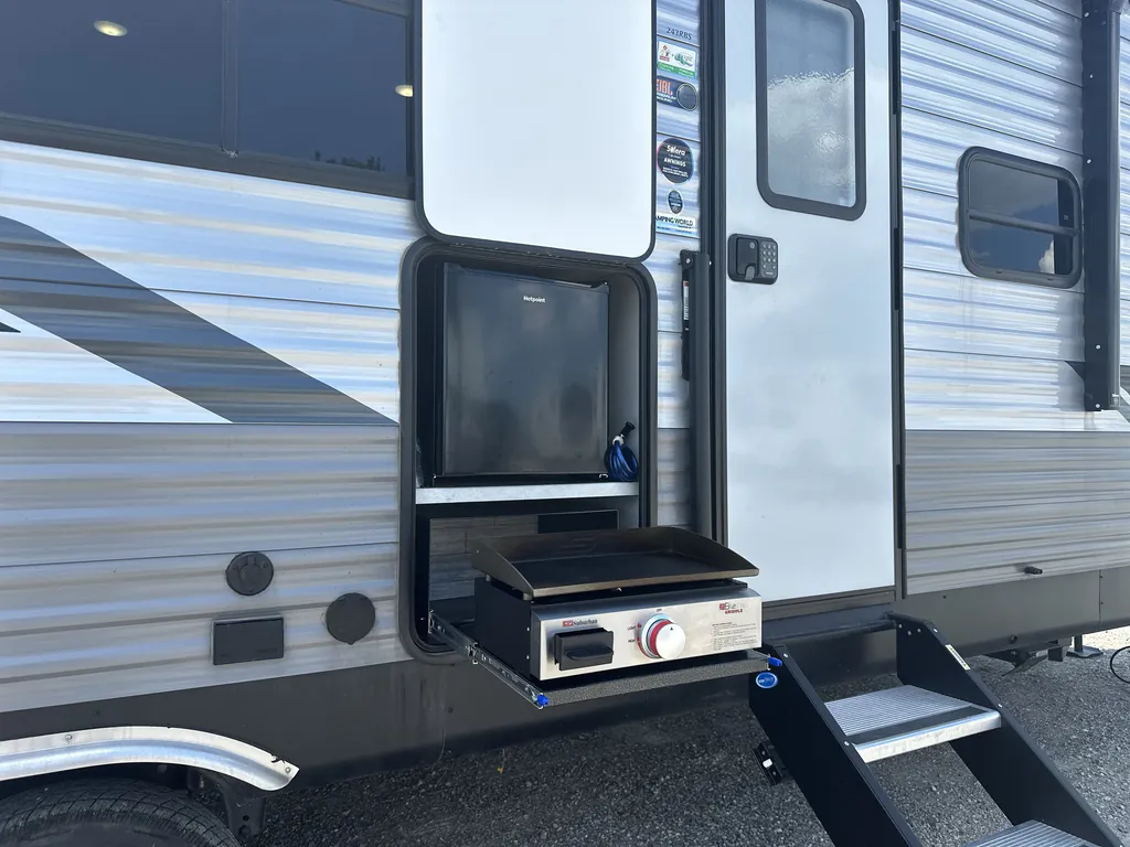 2024 Coachmen Catalina Legacy Edition 243RBS, Photos photo 28