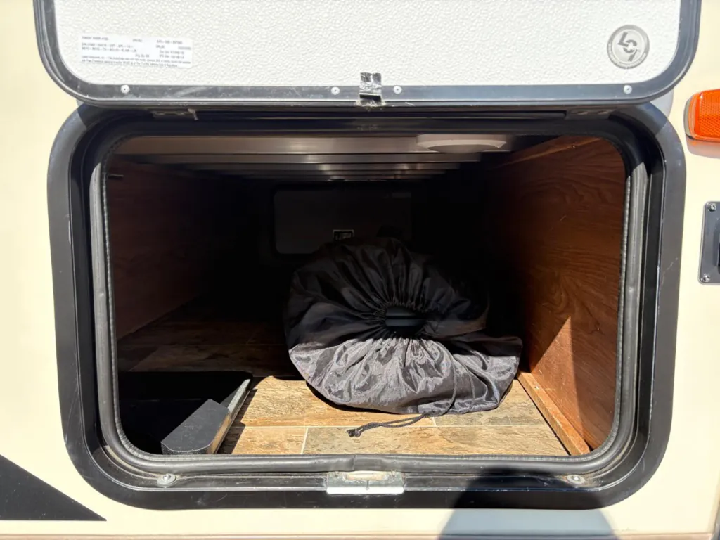 2015 Forest River Rockwood Ultra Lite 2904WS, Photos photo 7