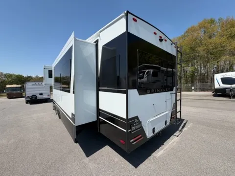 2026 Brinkley Model Z 3100 - Photo 4