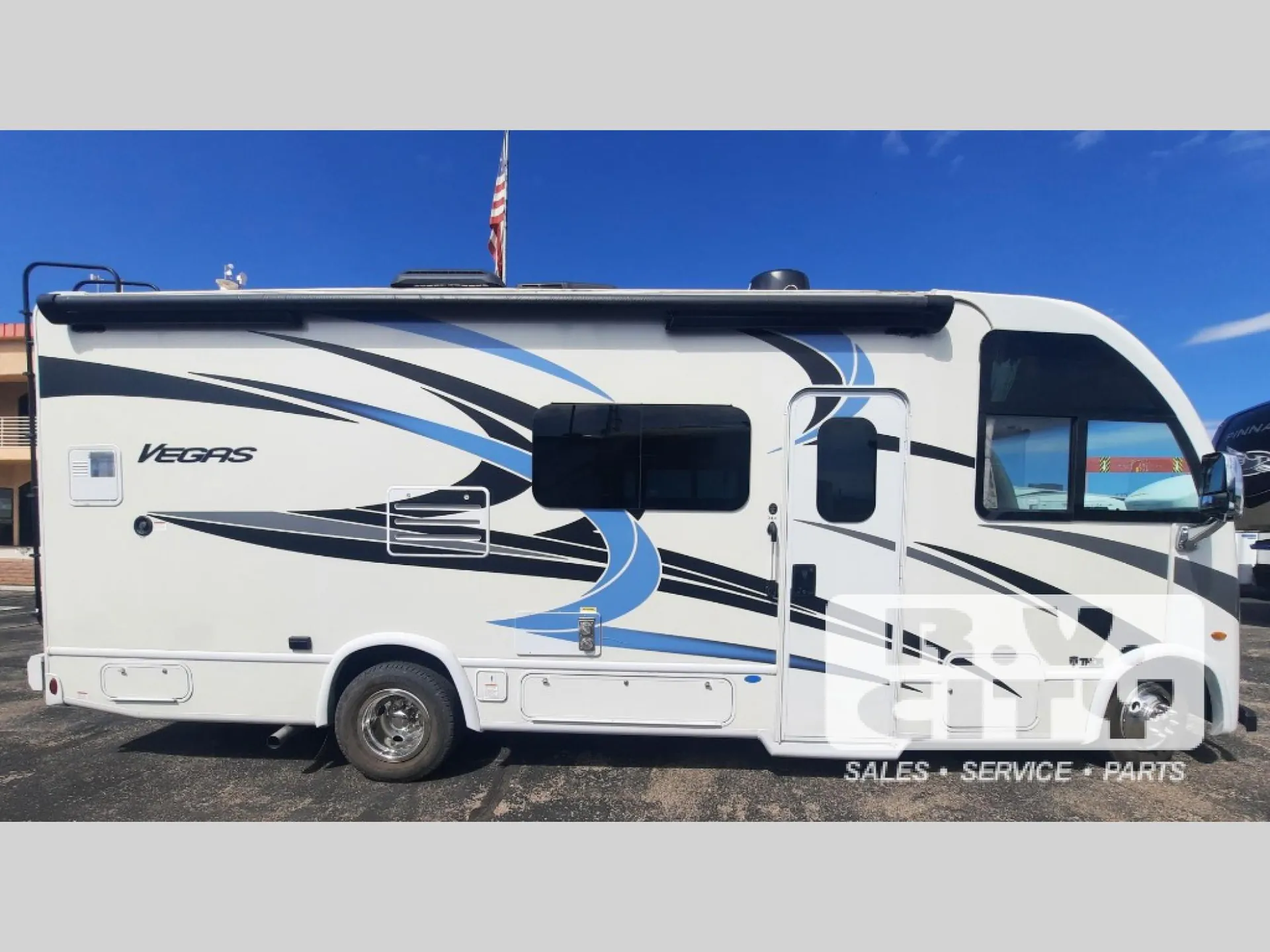 2023 Thor Motor Coach Vegas 24.4 - Photo 2