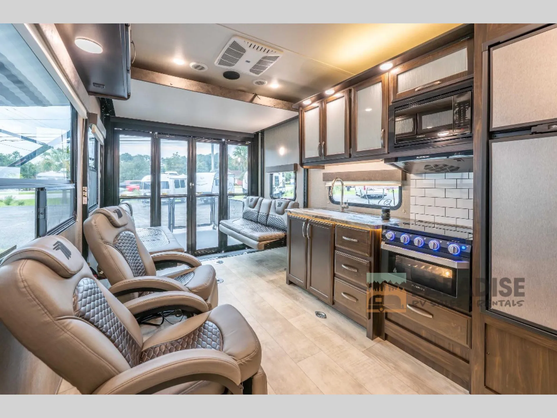 2020 Grand Design Momentum G-Class 21G - Photo 4