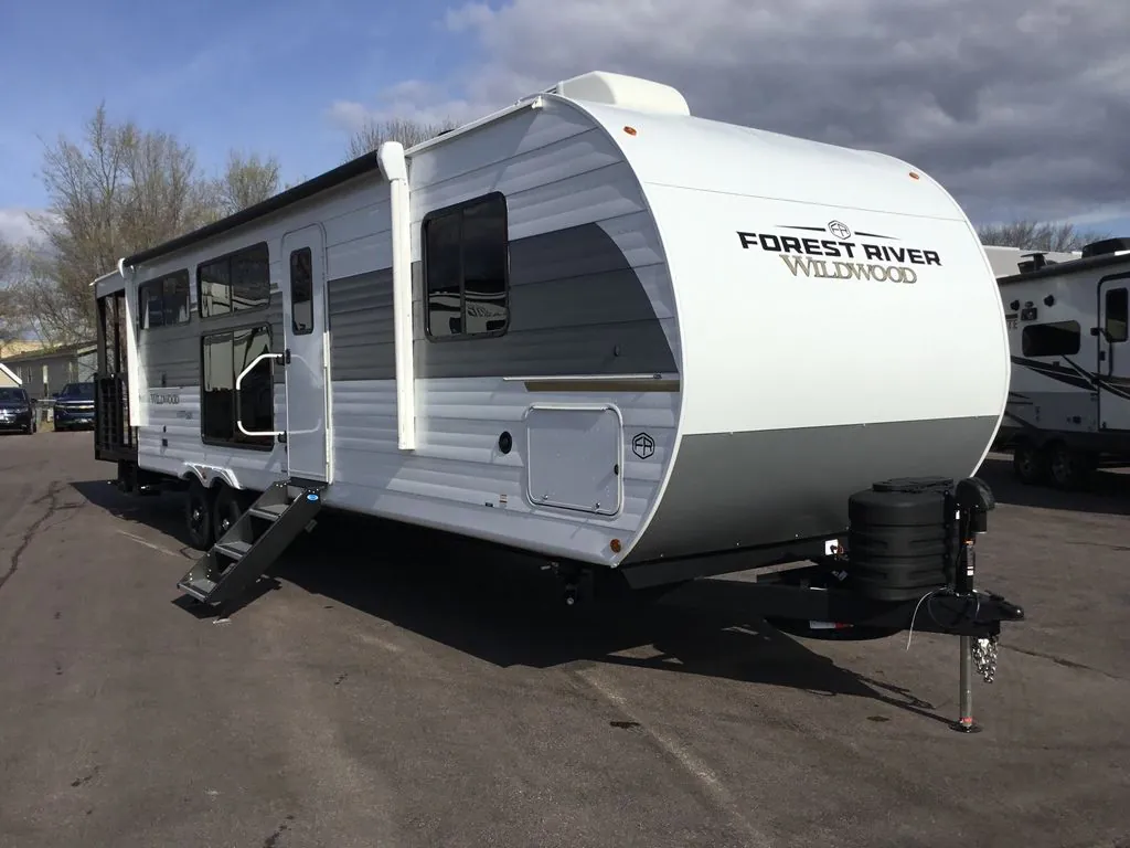 2025 Forest River Wildwood 32VERANDA dealer photo 1 from Joe's Camper Sales