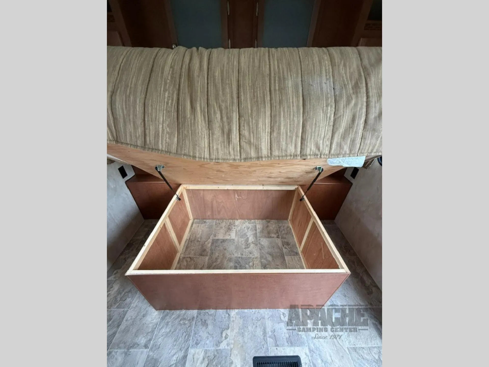 2016 Northwood Nash 23D - Photo 3