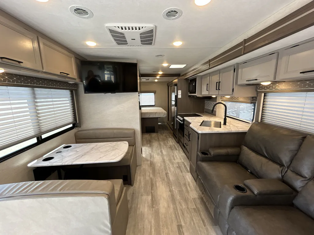 2024 Thor Motor Coach Freedom Traveler A29, Photos photo 2