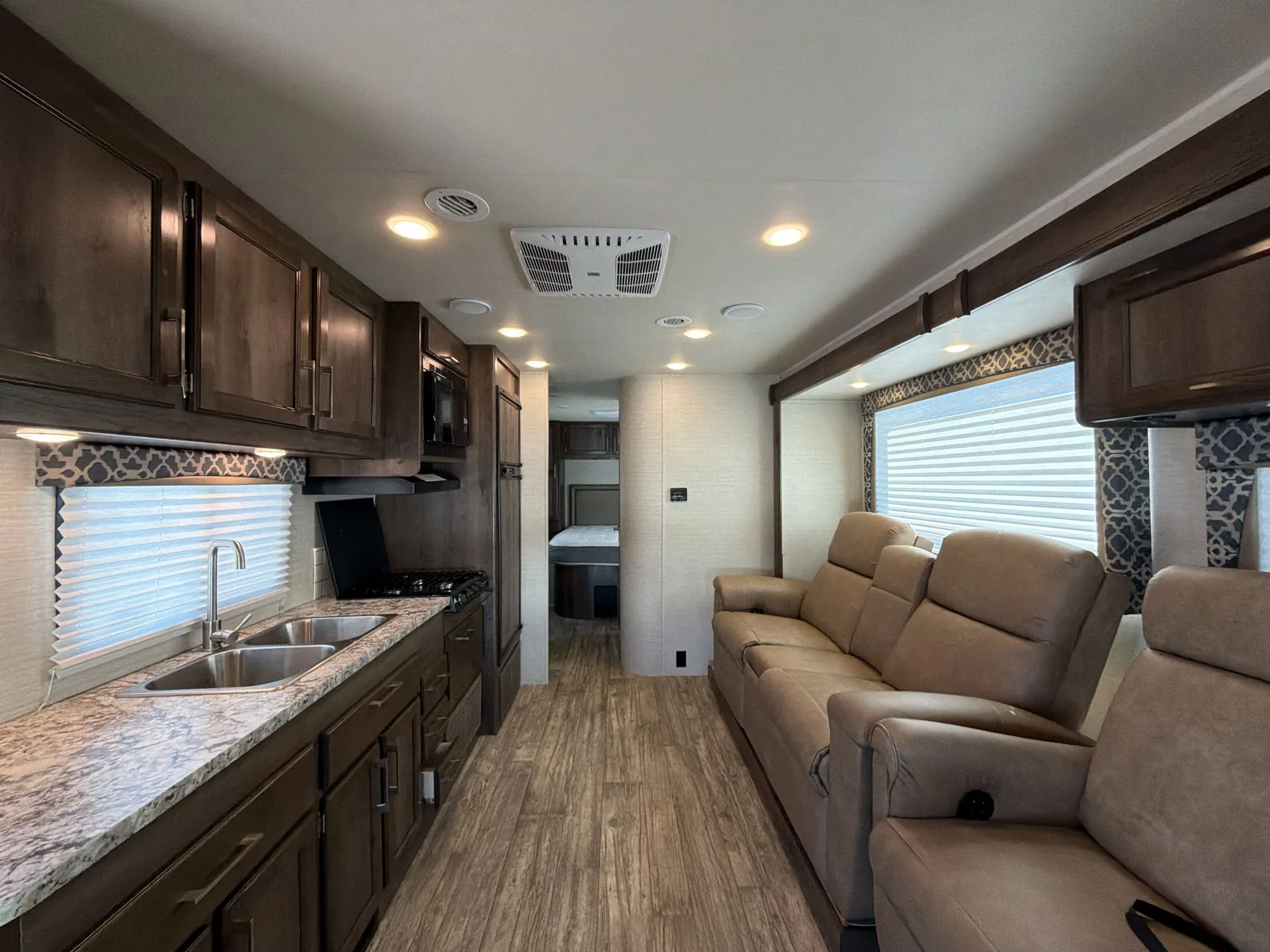 2018 Jayco Redhawk 29XK — living area main