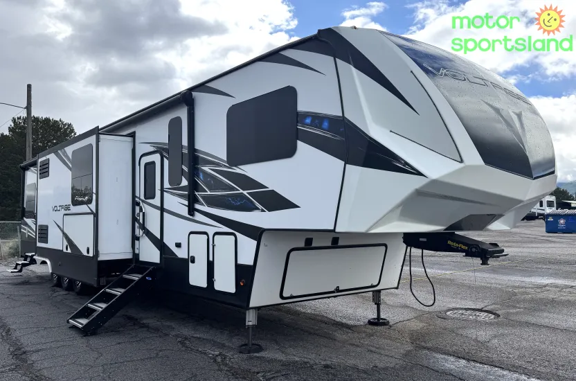 2019 Dutchmen Voltage V4185 - Main photo