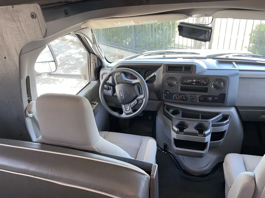 2024 Forest River Sunseeker LE 2950LE - Photo 3