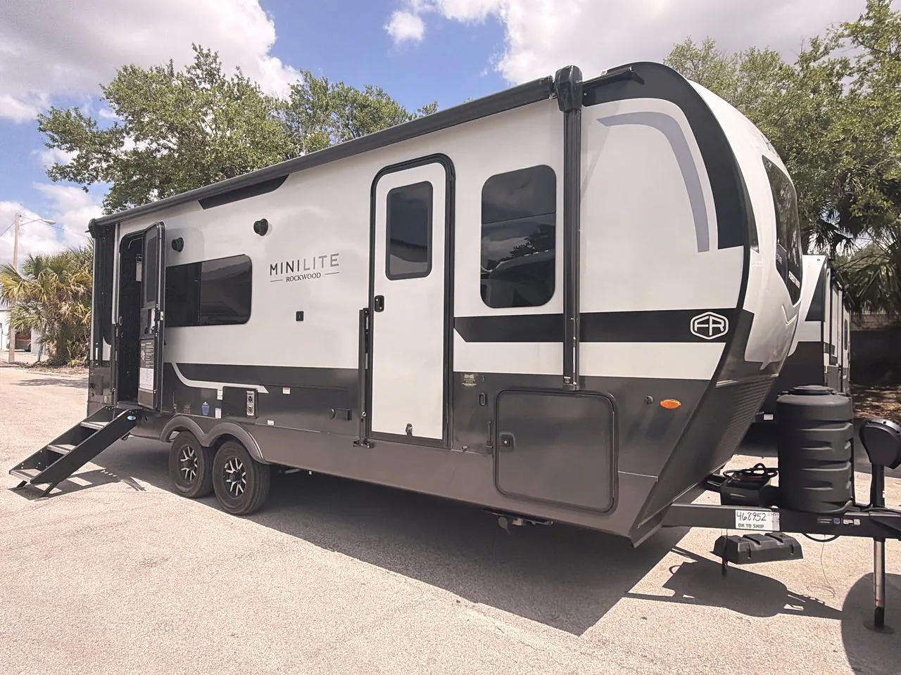 2026 Forest River Rockwood Mini Lite 2515S - Photo 3