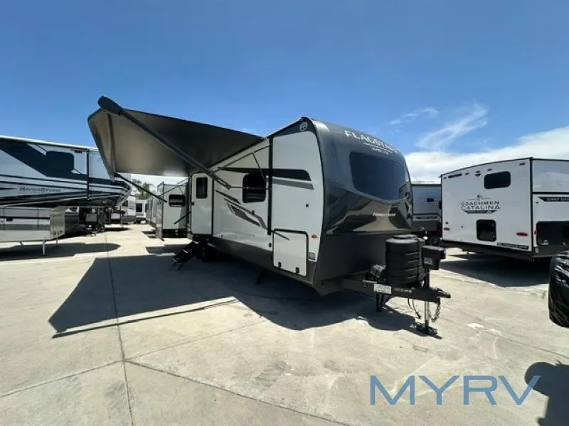 2026 Forest River Flagstaff Super Lite 29SRL - Photo 2