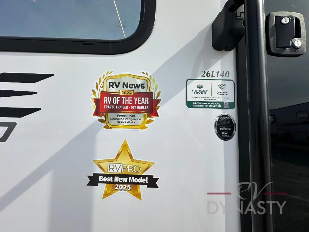 2026 Forest River Vengeance Rogue Armored 26L140, Photos photo 18