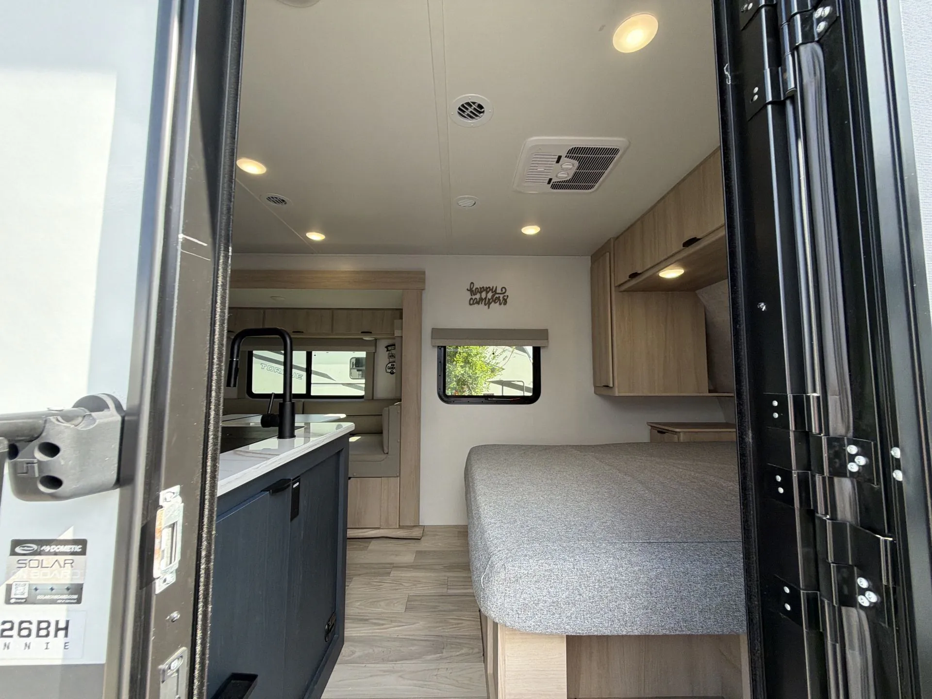 2025 Winnebago Minnie 2326RB - Photo 3