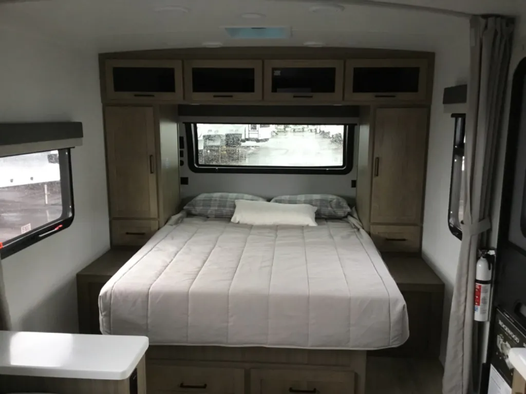 2027 Forest River Rockwood Mini Lite 2524FBT — Photo 5