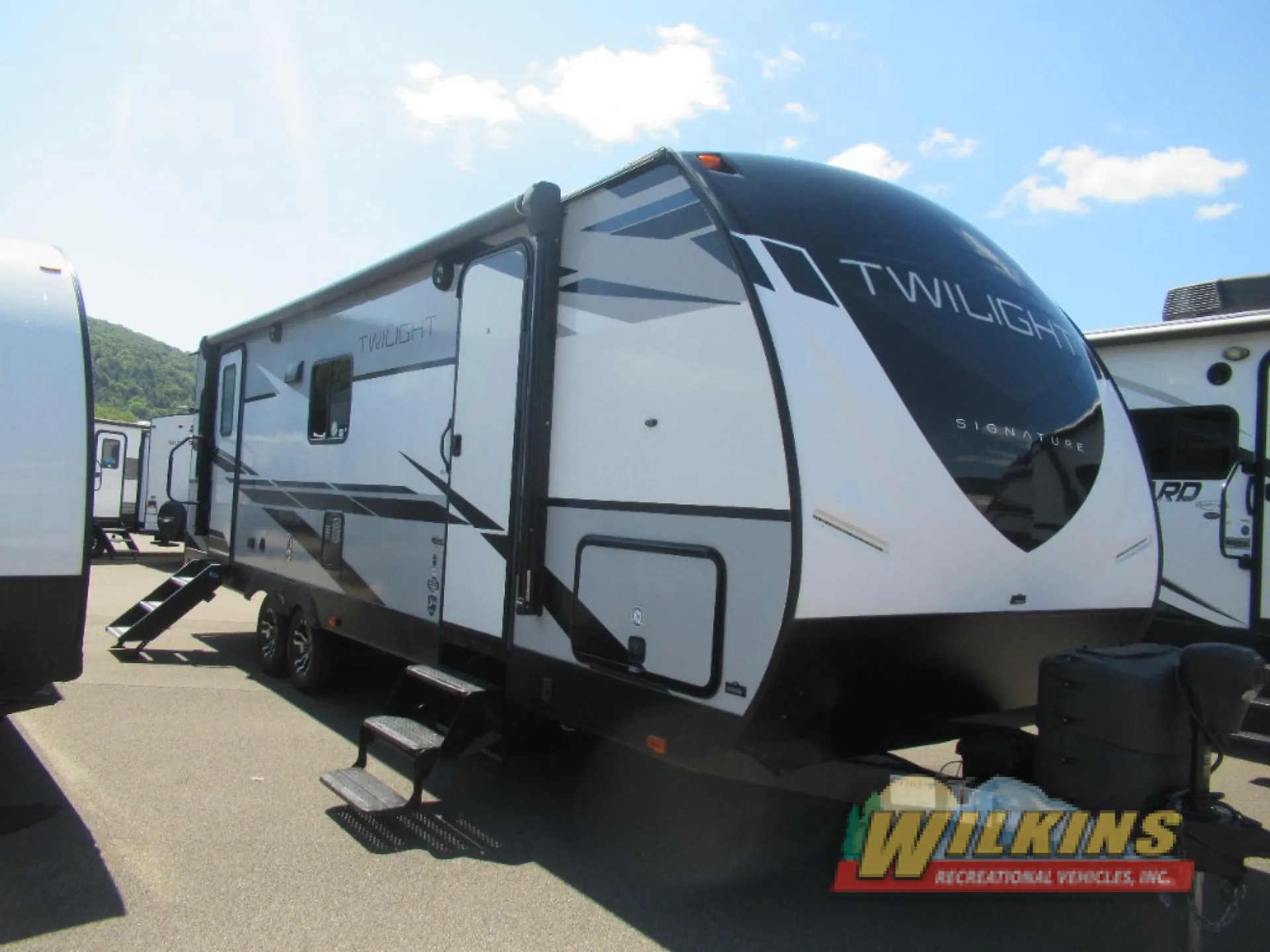 2021 Cruiser RV Twilight Signature TWS 2500 - Photo 3