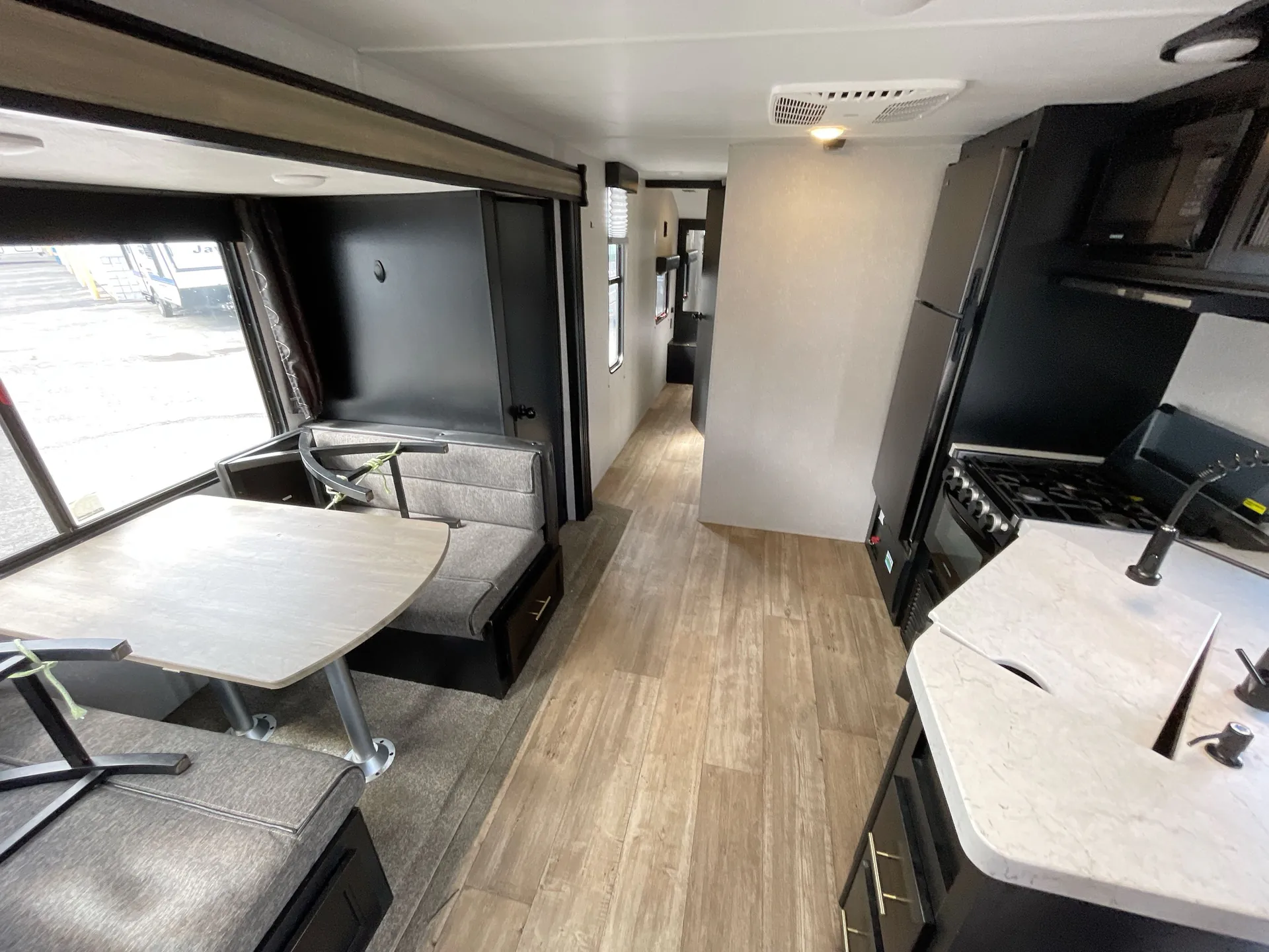 2022 Forest River Cherokee 306MM — living area main