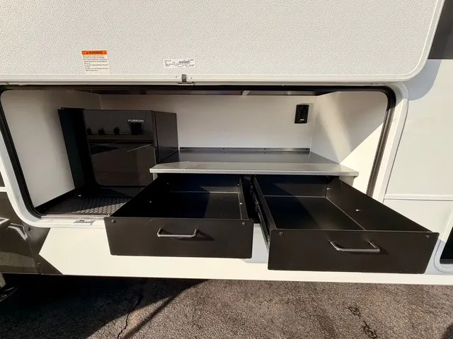 2026 Brinkley Model Z 3610, Exterior photo 16