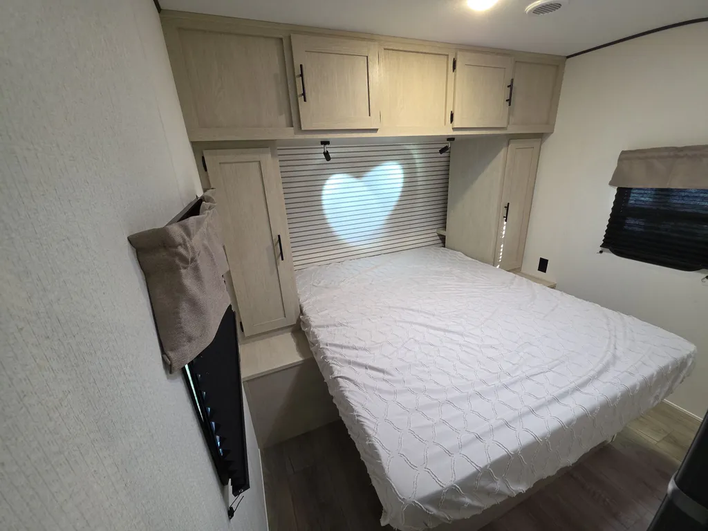 2026 Shasta RVs i-5 Edition 532BEDS, Photos photo 25