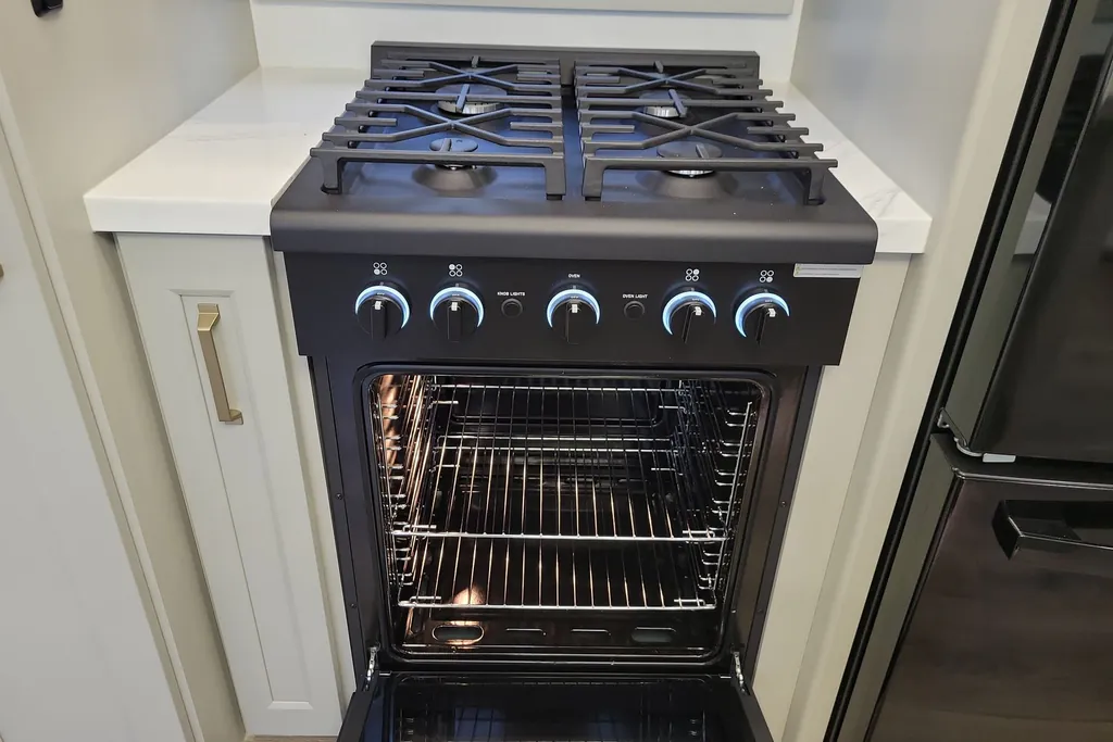 2025 Brinkley Model G 3500, Photos photo 5