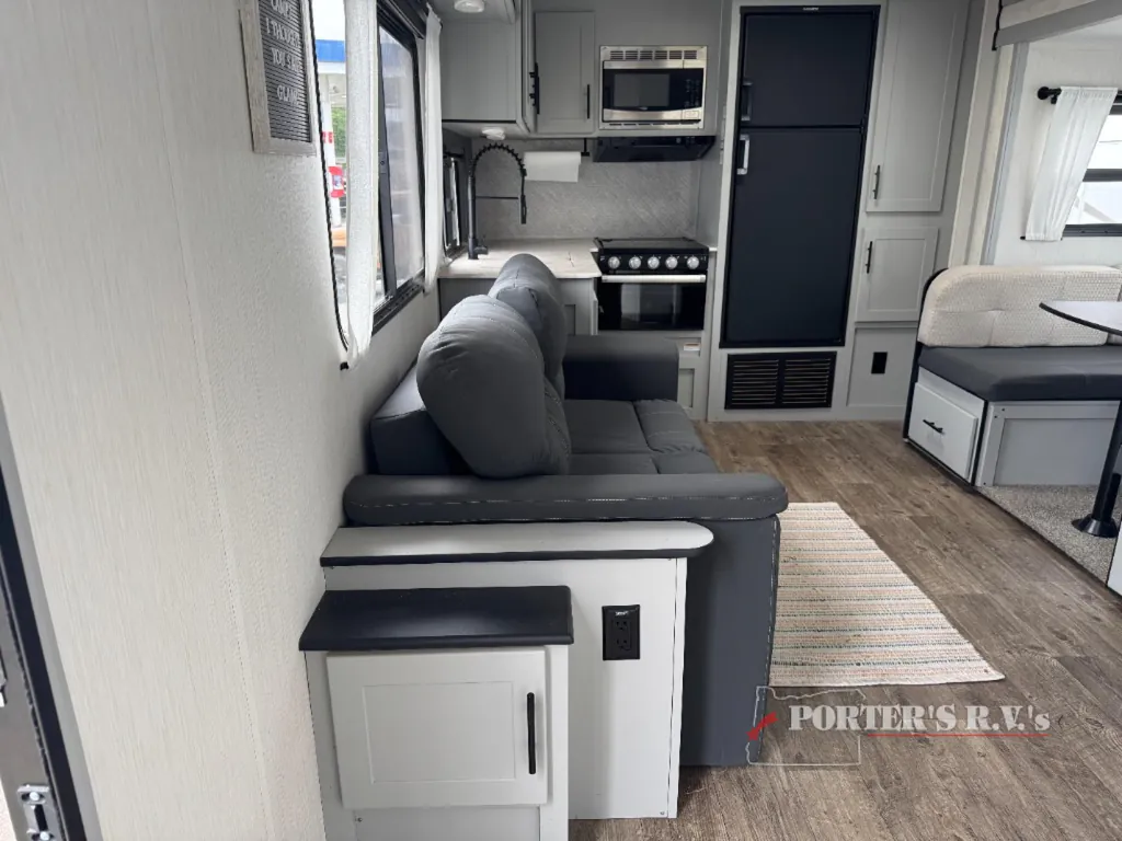 2022 Forest River Vibe 25RK, Photos photo 14