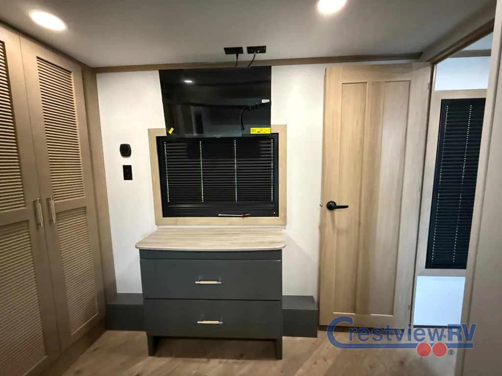 2026 Keystone Raptor 441, Photos photo 22