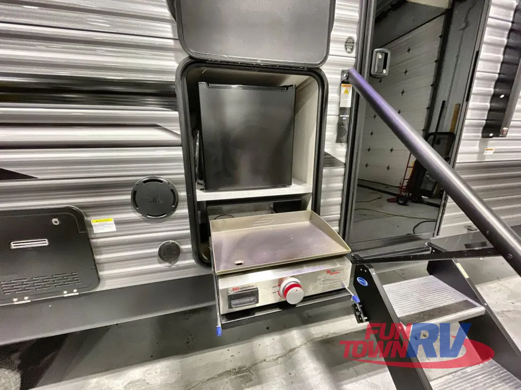 2026 Coachmen Catalina Legacy Edition 273DBHCK, Photos photo 13