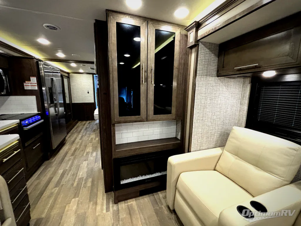 2025 Entegra Coach Vision XL 36C, Photos photo 11