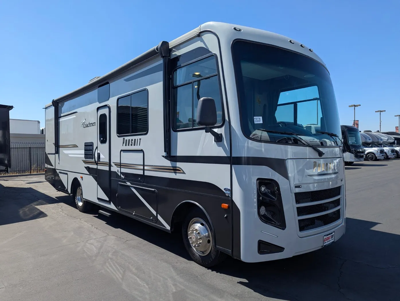 2023 Coachmen Pursuit 31BH - Photo 2