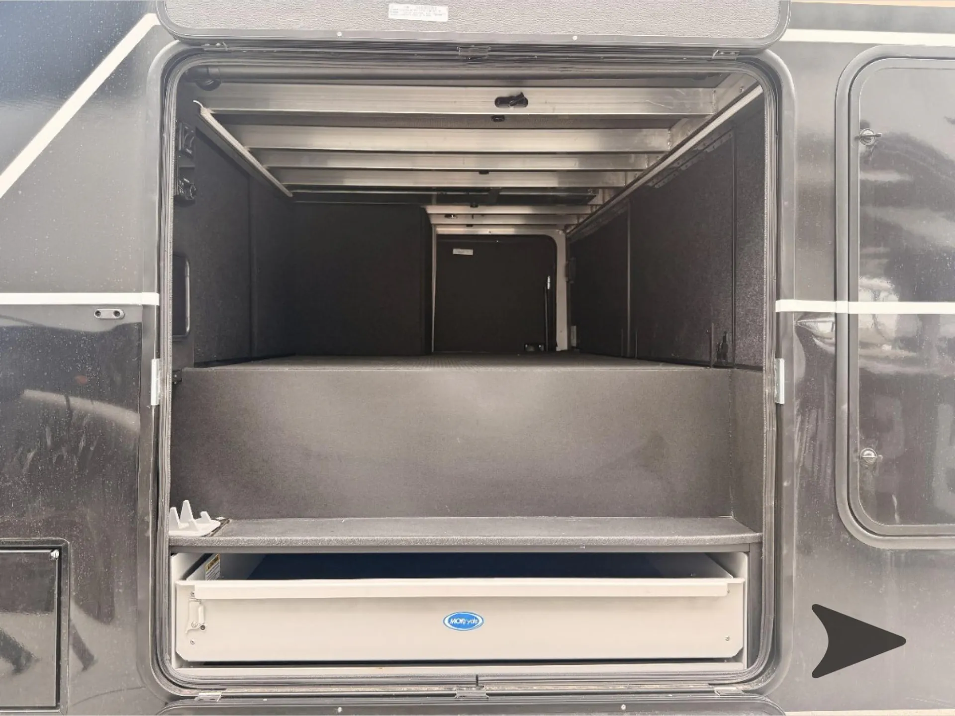 2025 Brinkley Model G 3950 - Photo 3