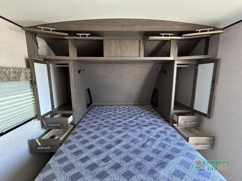 2018 Forest River RV Surveyor 251RKS - Photo 4