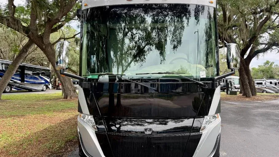 2026 Tiffin Byway 38 CL - Photo 3