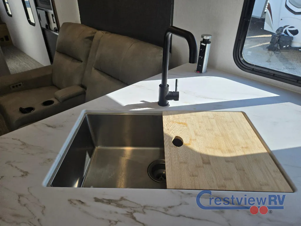 2024 Coachmen Freedom Express Ultra Lite 274RKS, Photos photo 23