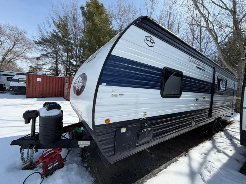 2025 Forest River Cherokee Grey Wolf 27LH - Photo 3