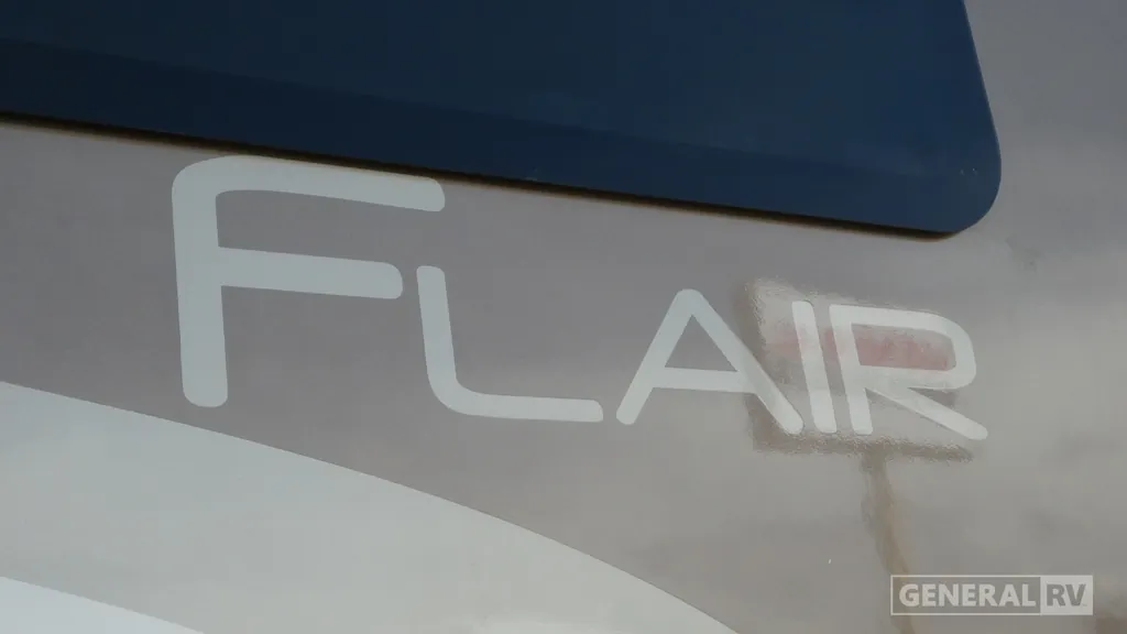 2016 Fleetwood Flair 26D, Photos photo 36