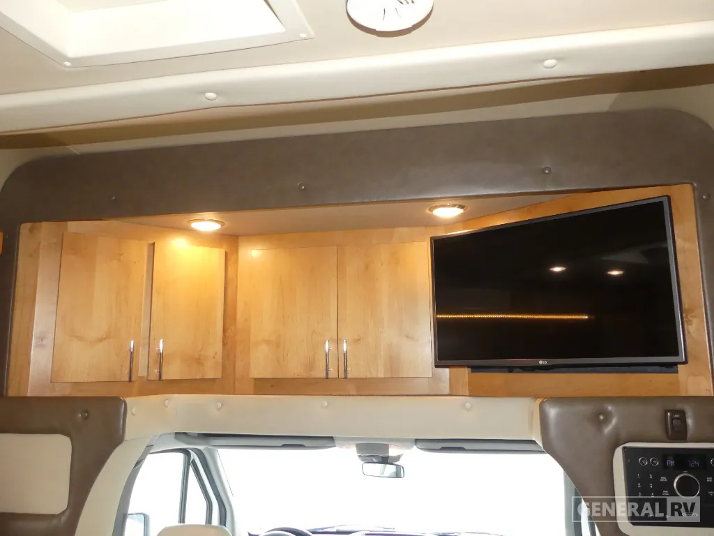 2017 Tiffin Wayfarer 24 QW, Photos photo 14