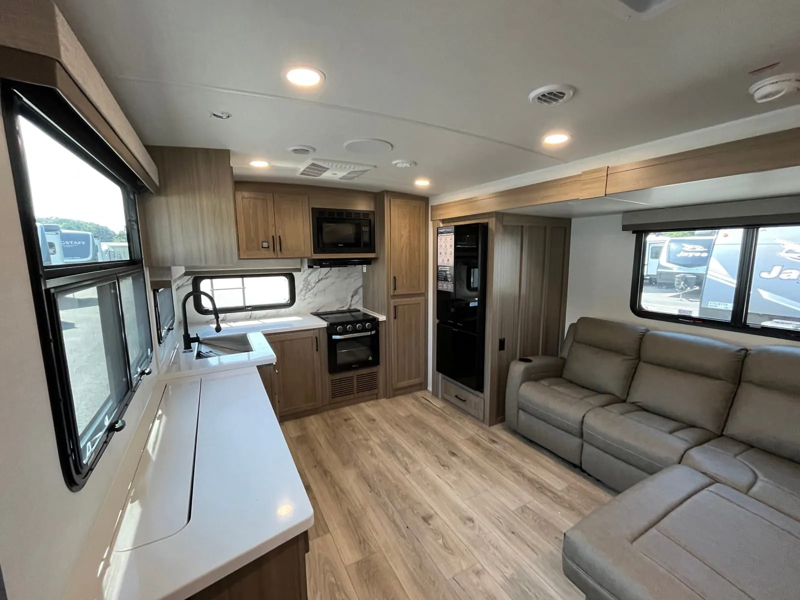 2027 Forest River Flagstaff Super Lite 27RKS