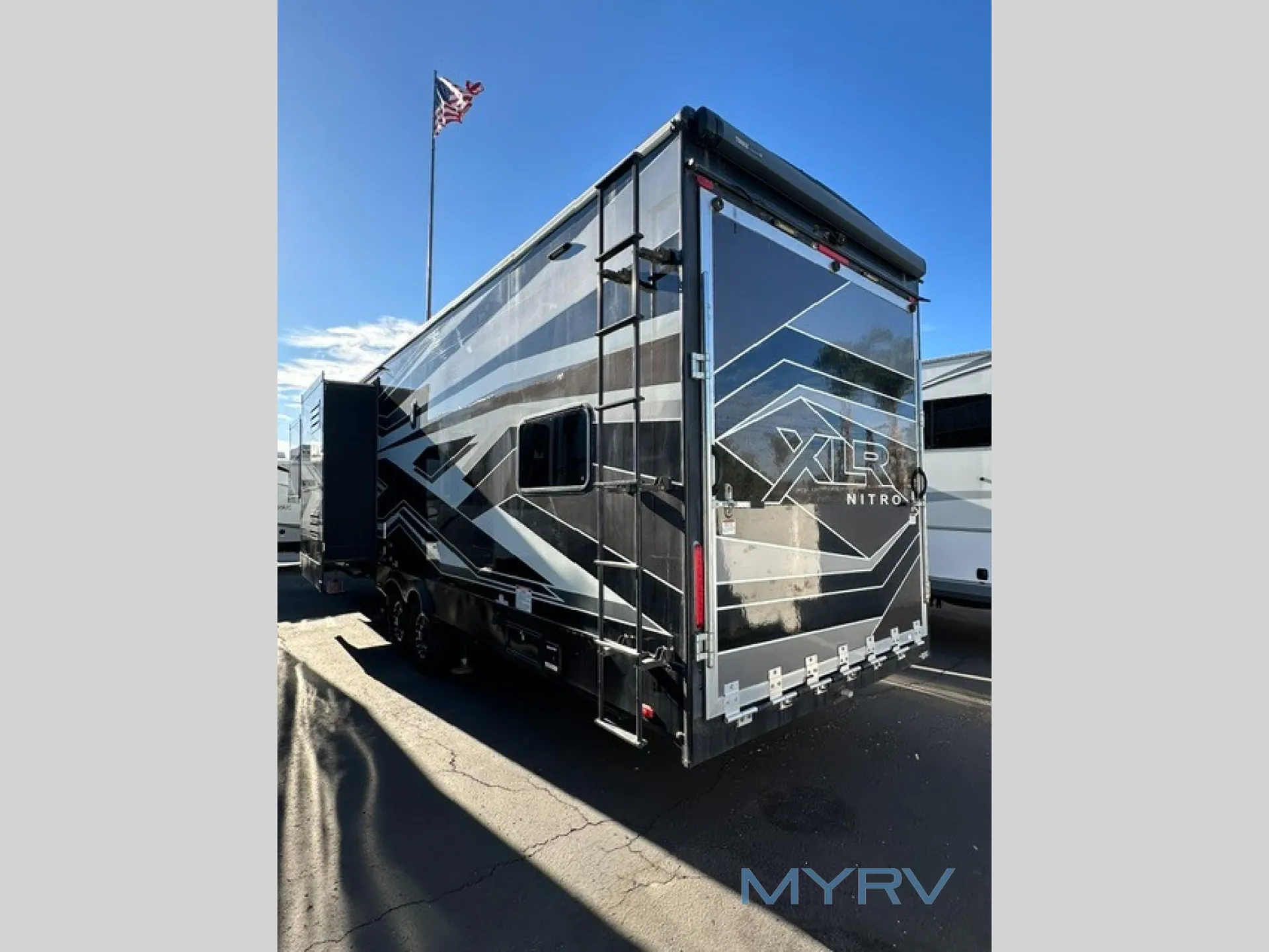 2021 Forest River XLR Nitro 351 — Photo 6