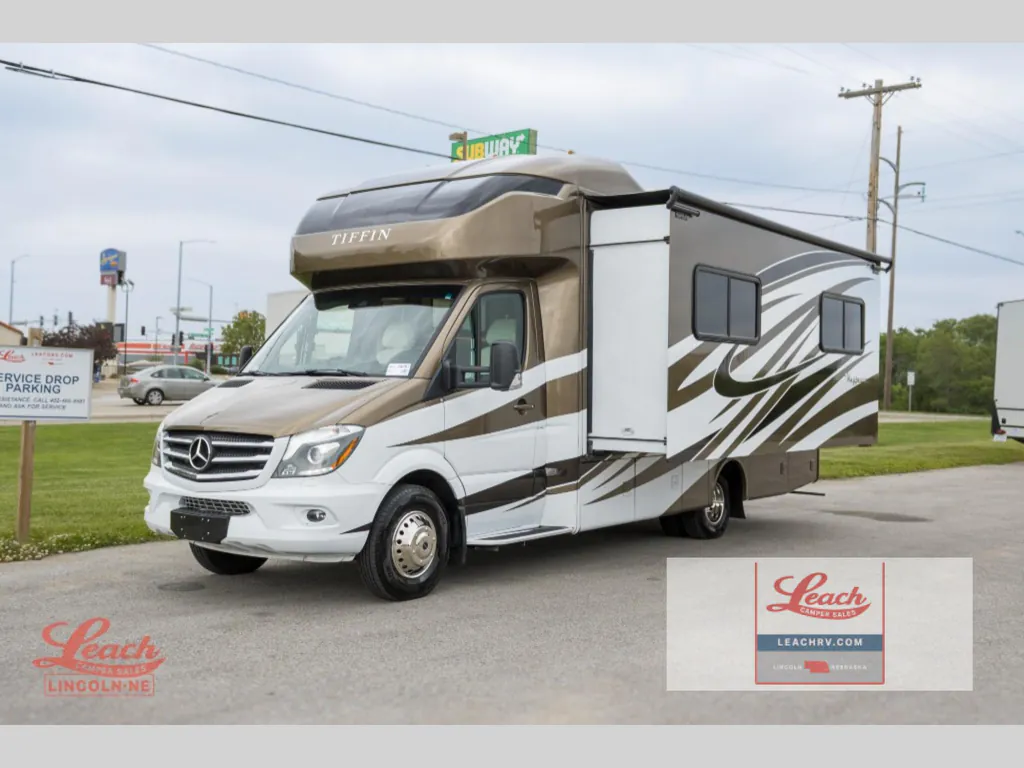 2018 Tiffin Wayfarer 24 FW, Photos photo 5