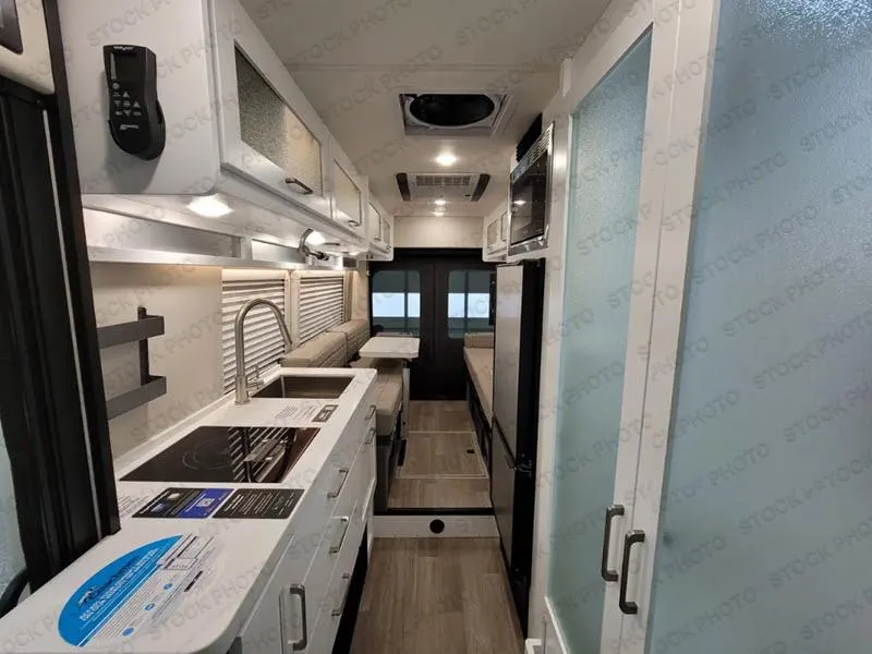 2027 Coachmen Beyond 22D - Photo 3
