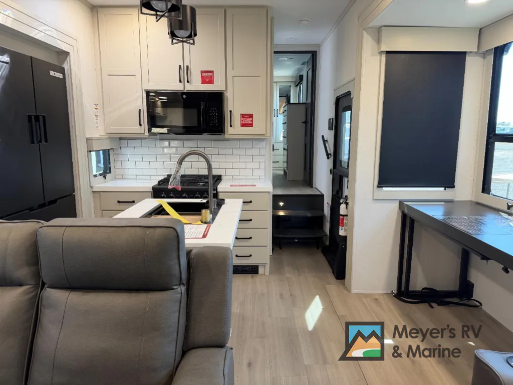 2026 Grand Design Momentum 395M, Photos photo 7