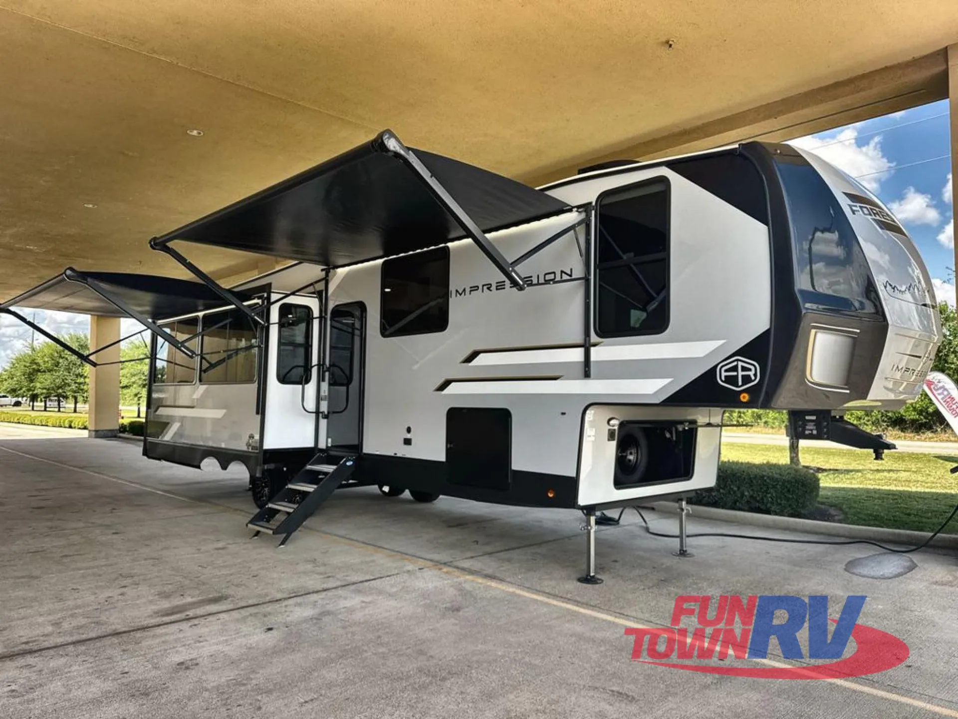 2027 Forest River Impression 318RL