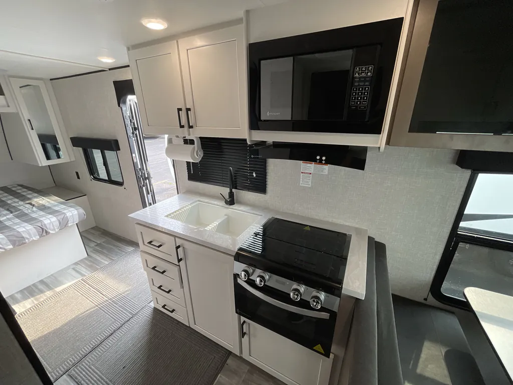 2025 Jayco Jay Flight SLX 210QB, Photos photo 12