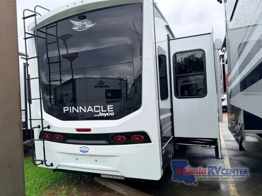 2027 Jayco PINNACLE 36FBTS, Photos photo 31