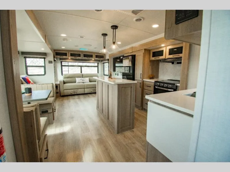 2026 Forest River Rockwood Ultra Lite 2906RL - Photo 3