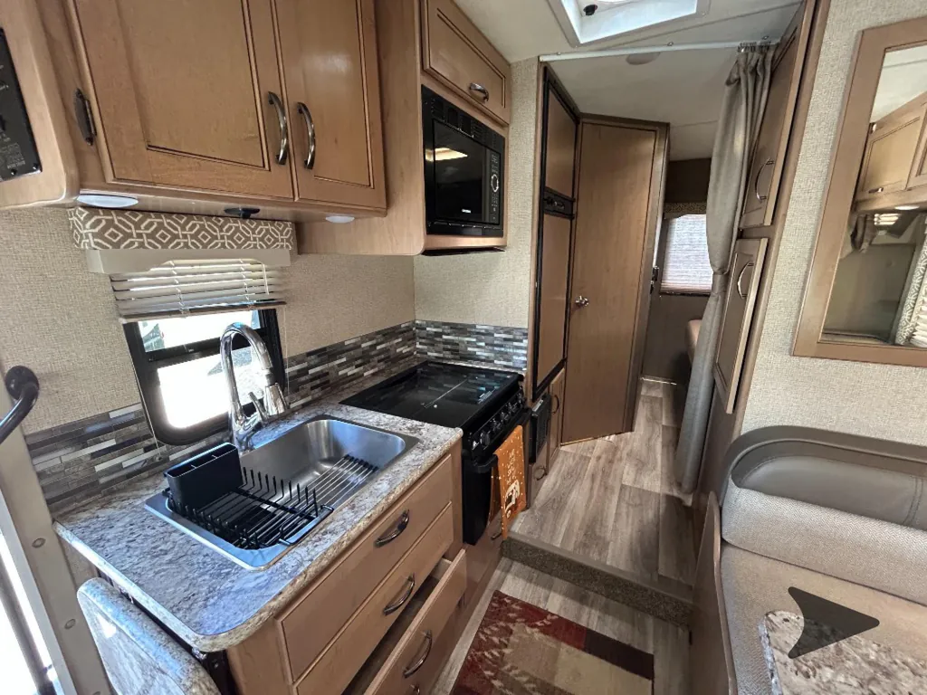 2018 Thor Motor Coach Freedom Elite 22FE, Photos photo 17
