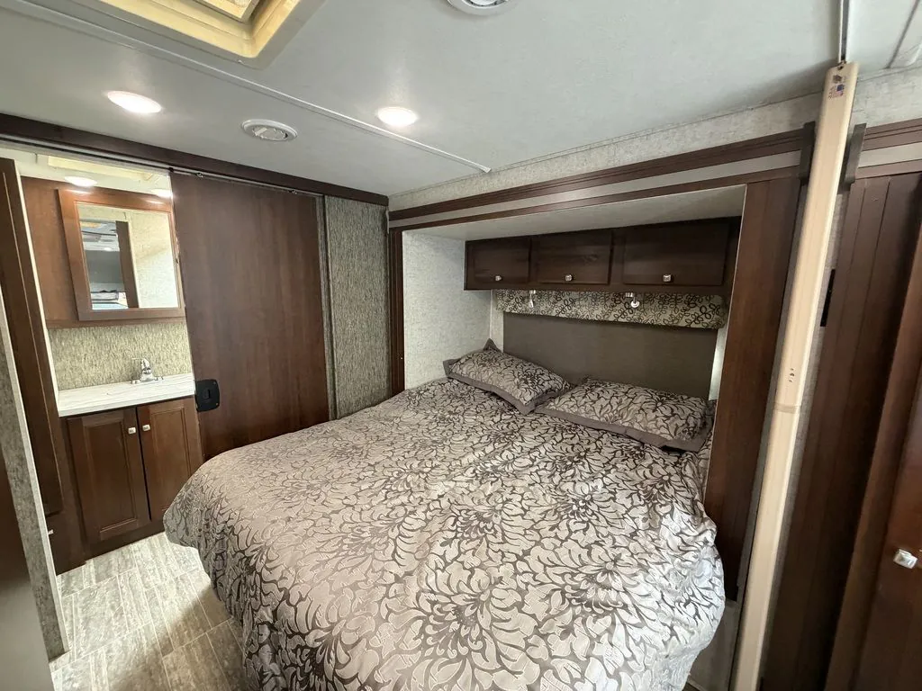 2018 Forest River Forester 2421MS, Photos photo 18
