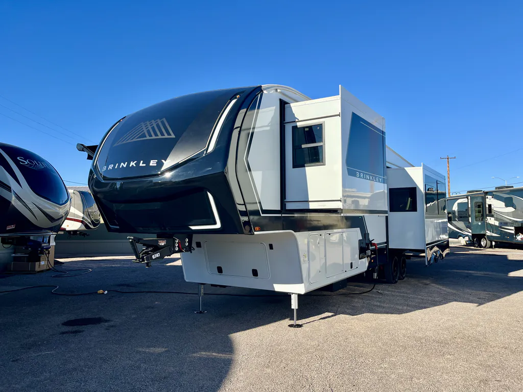 2025 Brinkley Model Z 3400, Photos photo 18