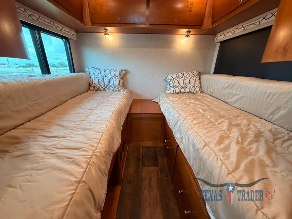 2019 Tiffin Wayfarer 24 TW, Photos photo 7