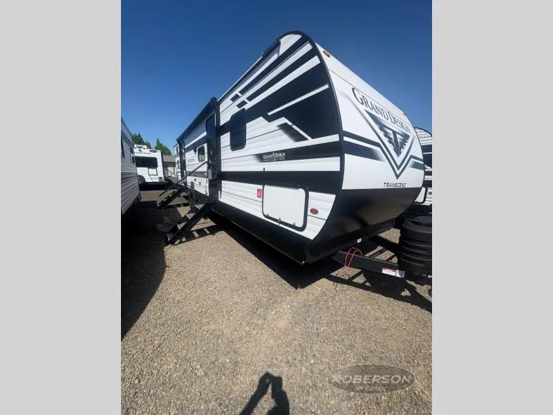 2026 Grand Design Transcend 325BHT - Photo 3